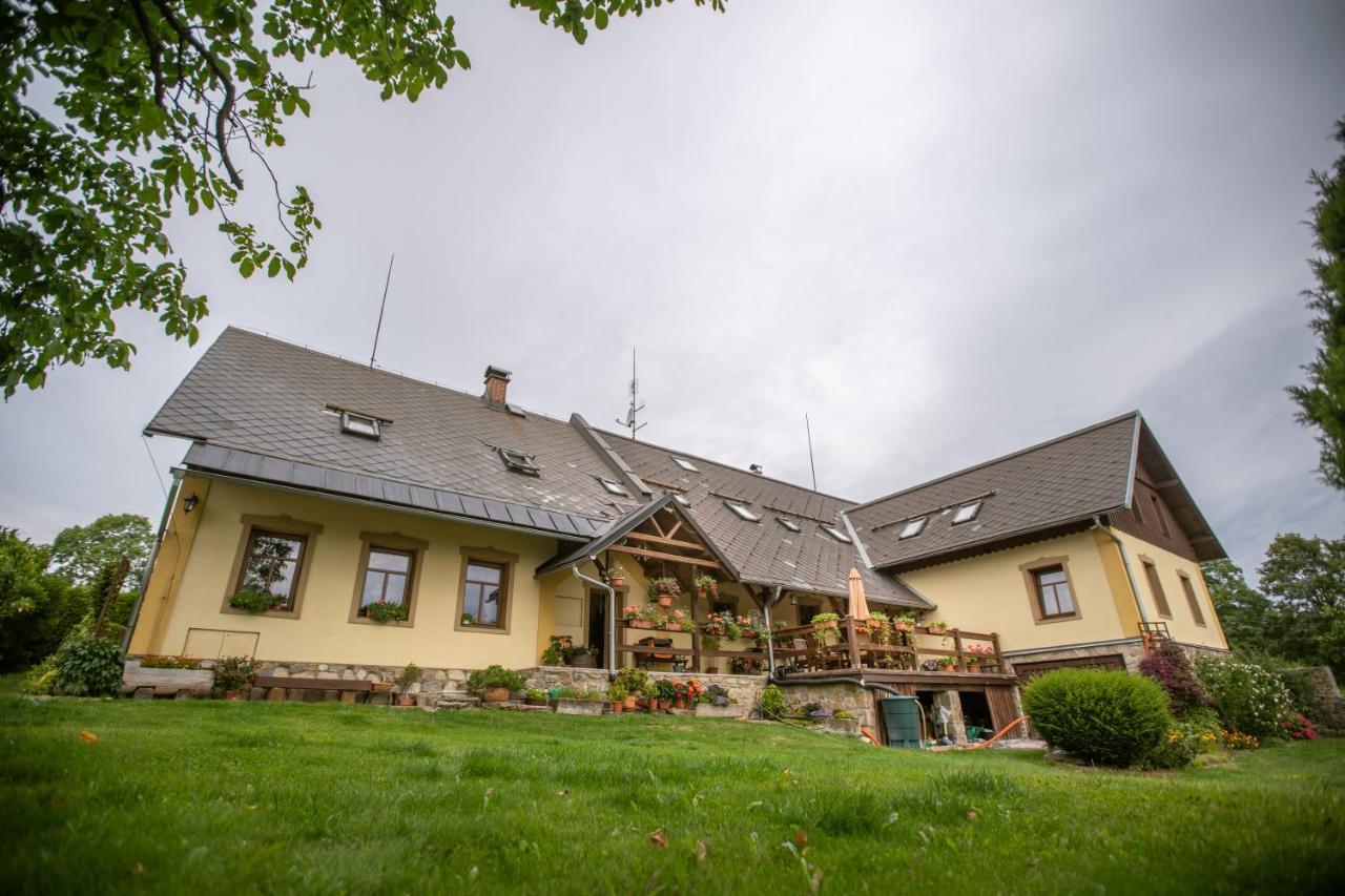 Apartmány Rubínovi Horejsi Vrchlabi Exterior foto