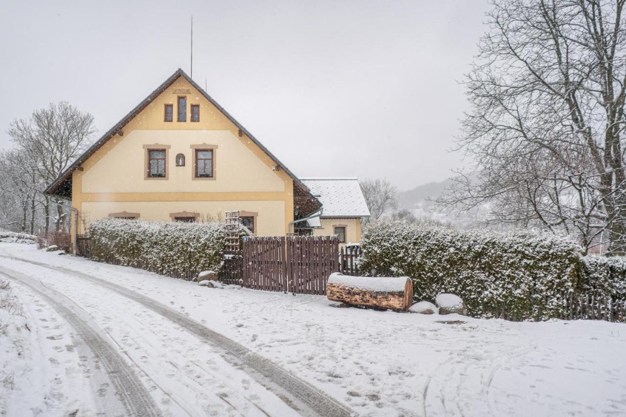Apartmány Rubínovi Horejsi Vrchlabi Exterior foto